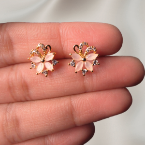 Pale Pink Flower Stud (Gold, Pale pink)