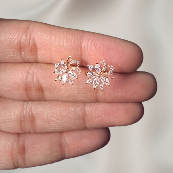 Flower Studs - Gold Diamond 1