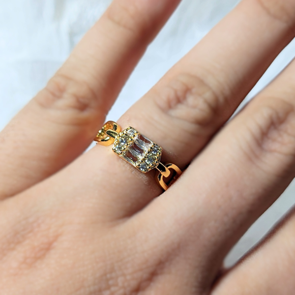 Gold Link 2