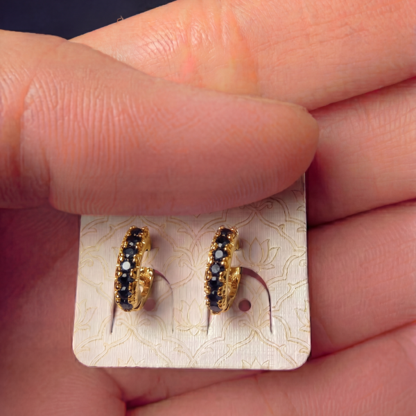 Huggies gold Black 1