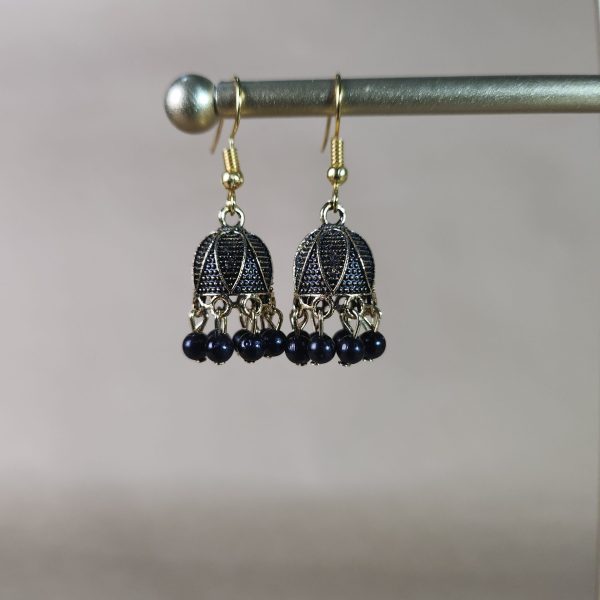 Jhumke small Gold and Black (1)