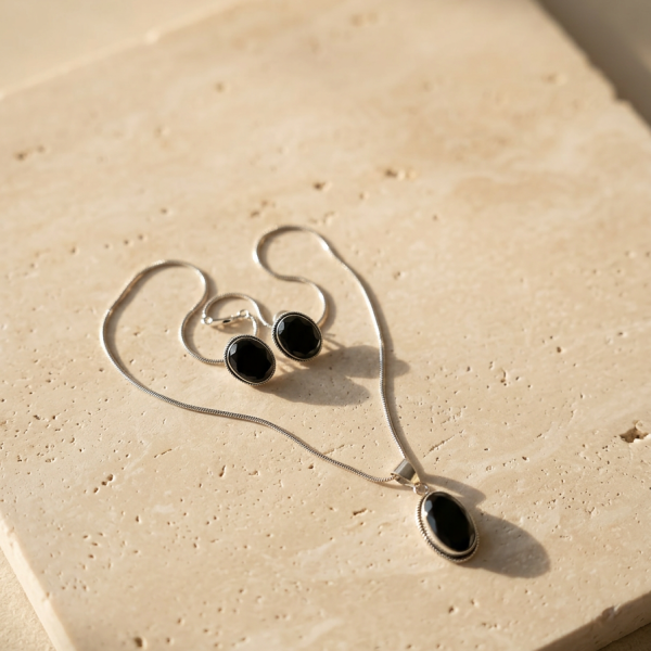 Pendant Oval Black 1