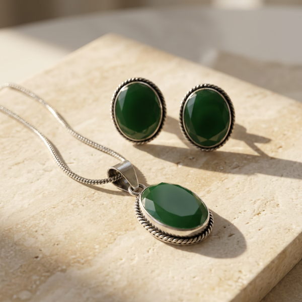 Pendant Oval Green 1